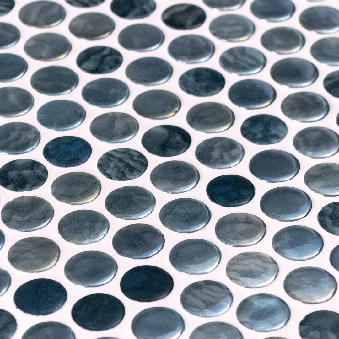 Arrecife Grey, Penny Round Mosaic - Glass Tile - Image 3