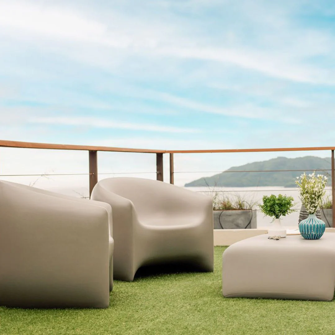 Blow Lounge Chair - Modern Patio Furniture - Image 2