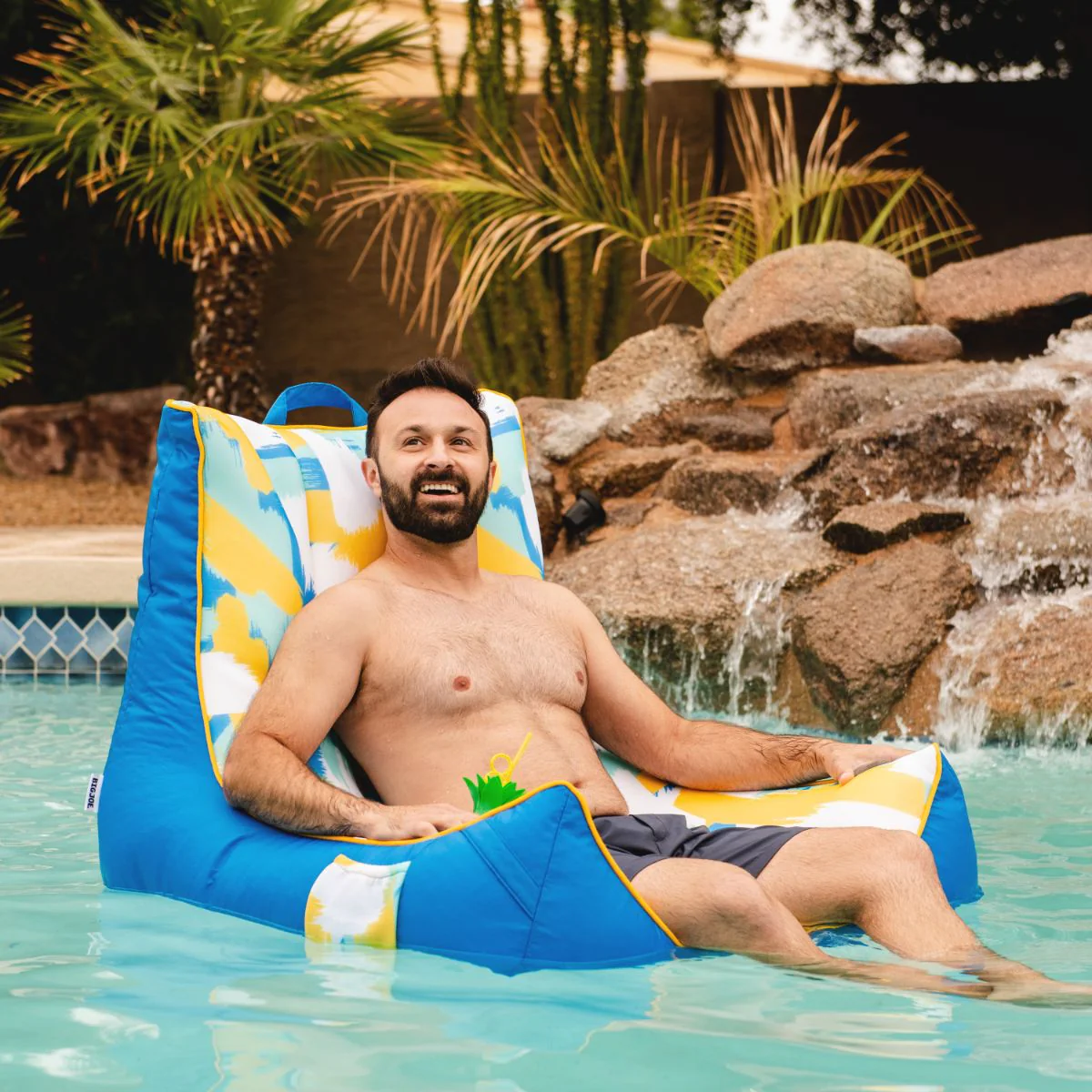 Captain's Pool Float - Image 47