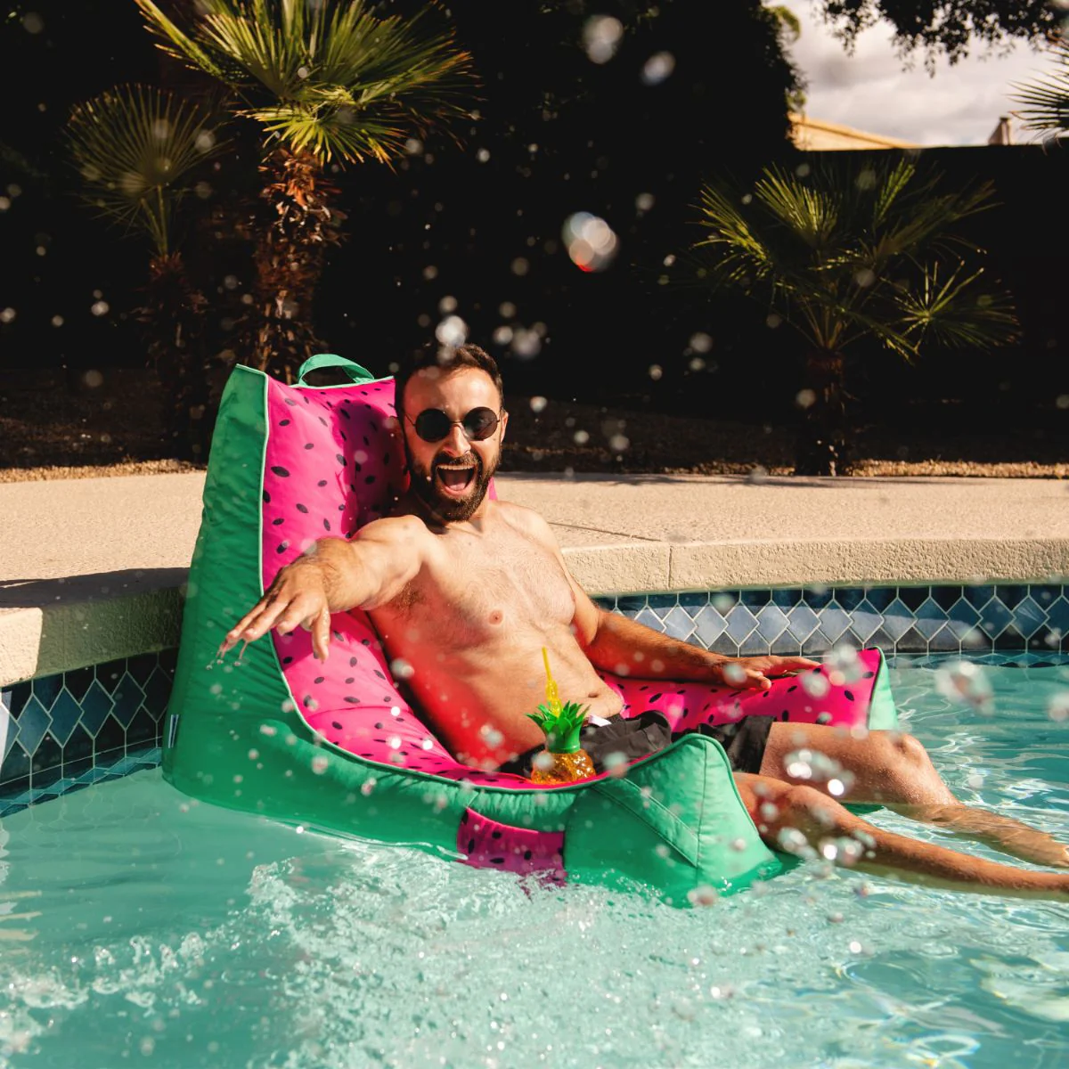 Captain's Pool Float - Image 78