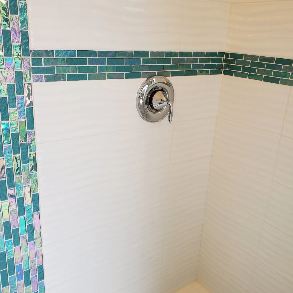 Emerald Green, 1" x 3" - Glass Tile - Image 3