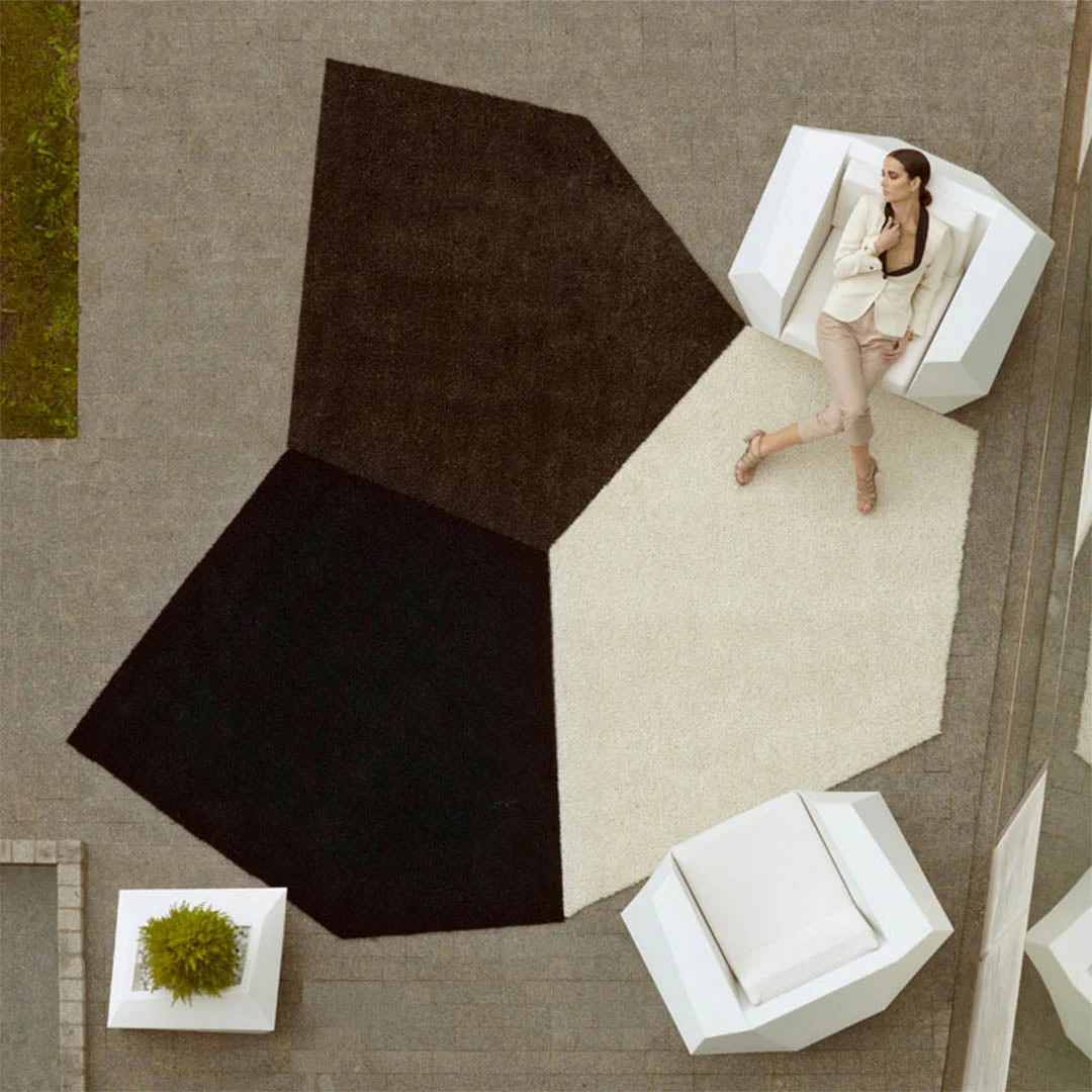 Faz Lounge Chair with Cushion - Modern Patio Furniture - Image 5