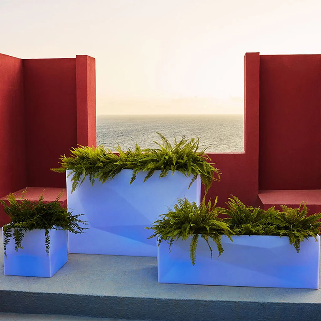 Faz Planter - Modern Patio Accessory - Image 3