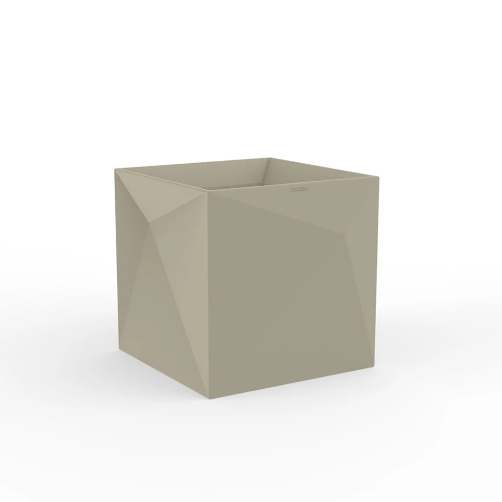 Faz Planter - Modern Patio Accessory - Image 9