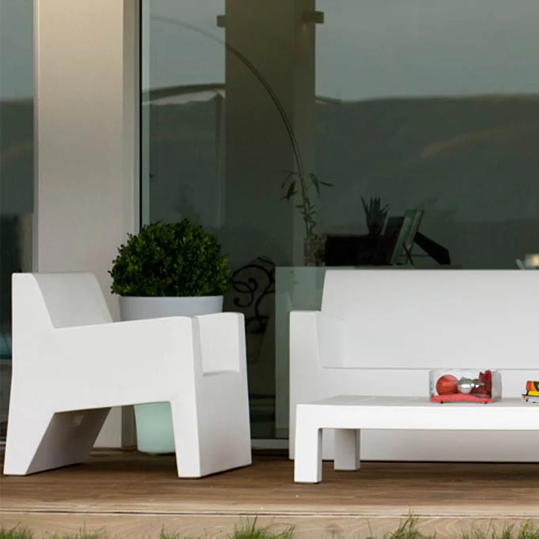 Jut Lounge Chair - Modern Patio Furniture - Image 2
