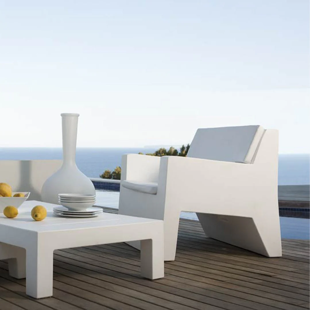 Jut Lounge Chair - Modern Patio Furniture - Image 3