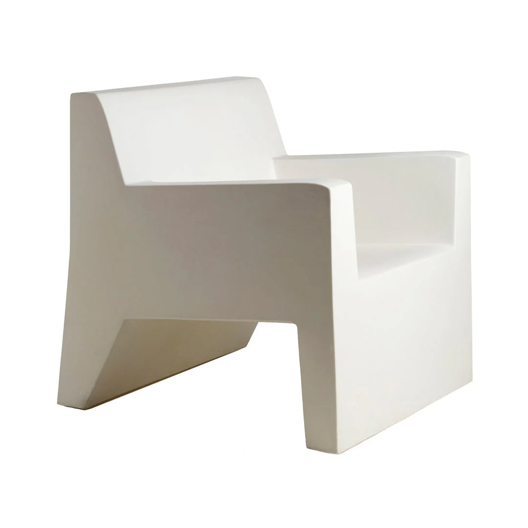 Jut Lounge Chair - Modern Patio Furniture - Image 4
