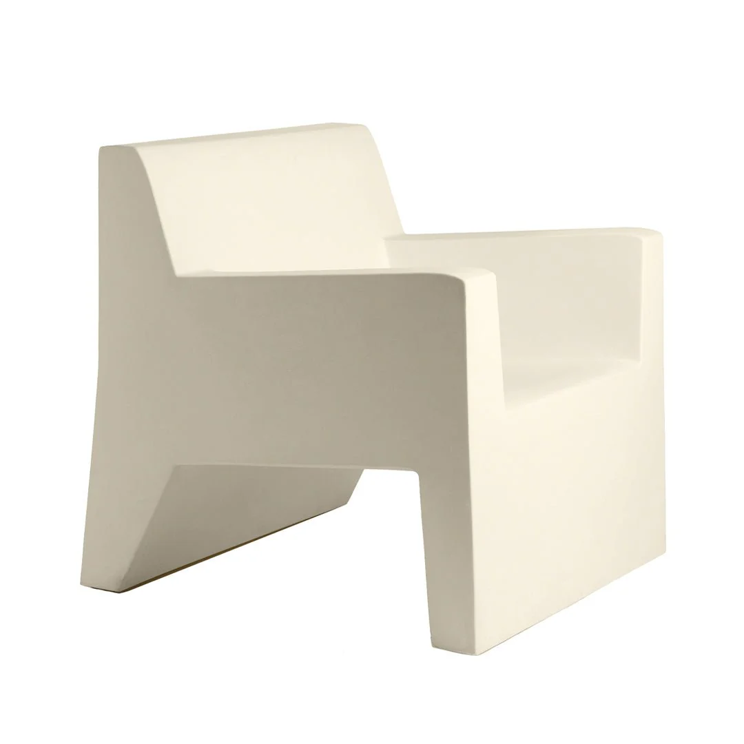 Jut Lounge Chair - Modern Patio Furniture - Image 6