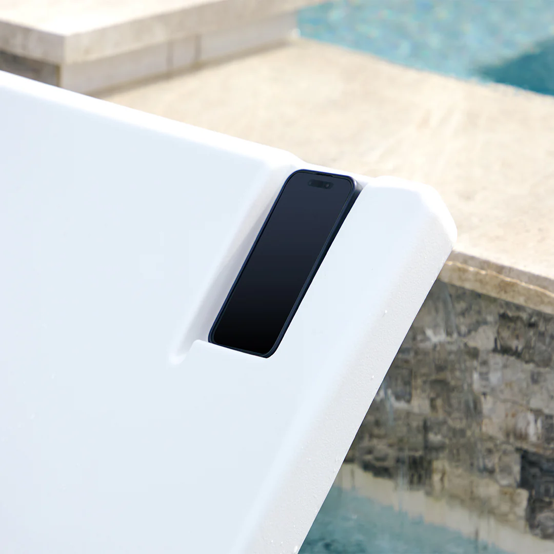 Kai Shelf Lounger, White (Set of Two) - Luxury Pool Lounge Chair - Image 4