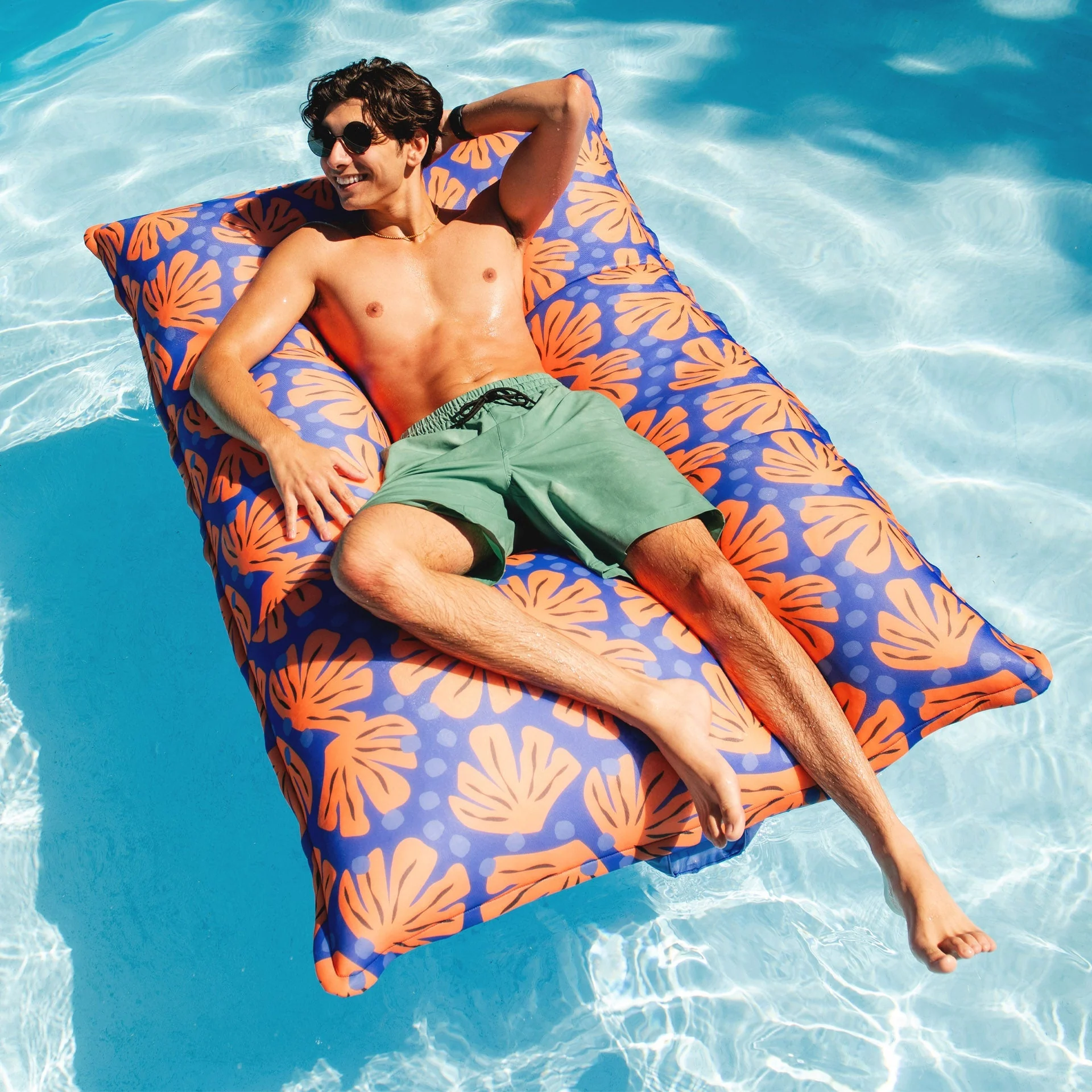 Lagoon Lounger - Pool Float - Image 14