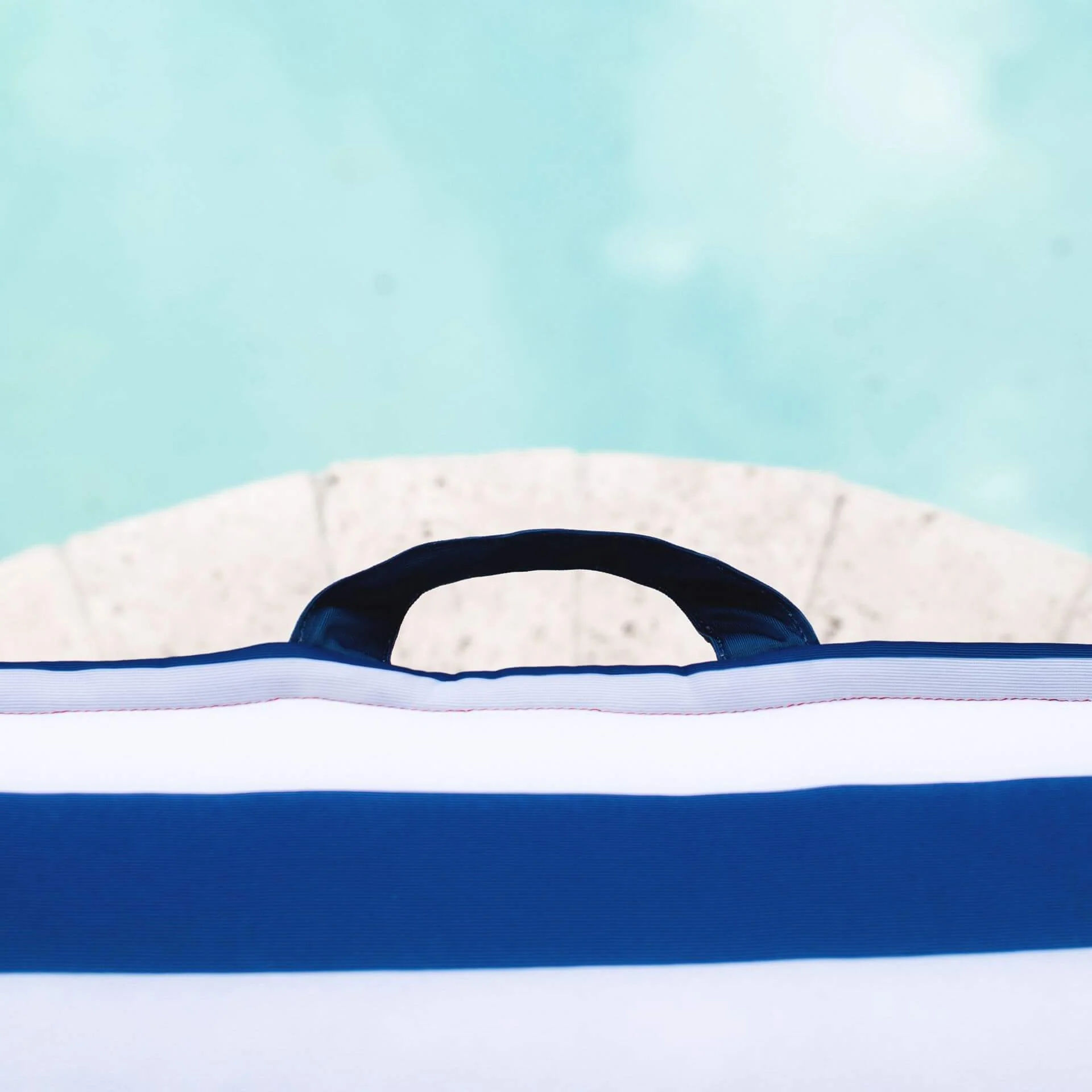 Lagoon Lounger - Pool Float - Image 7