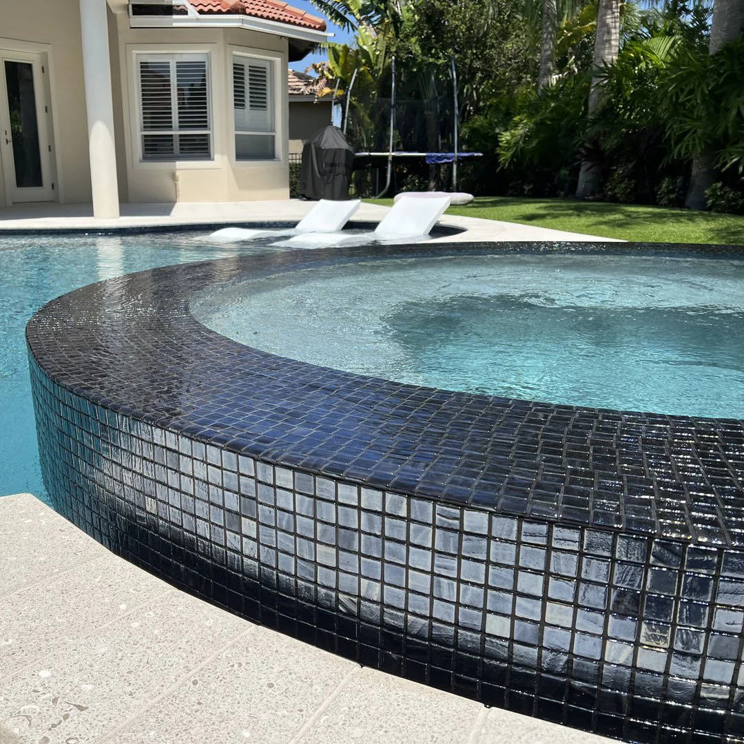 Laguna Black, 1" x 1" - Glass Tile - Image 3