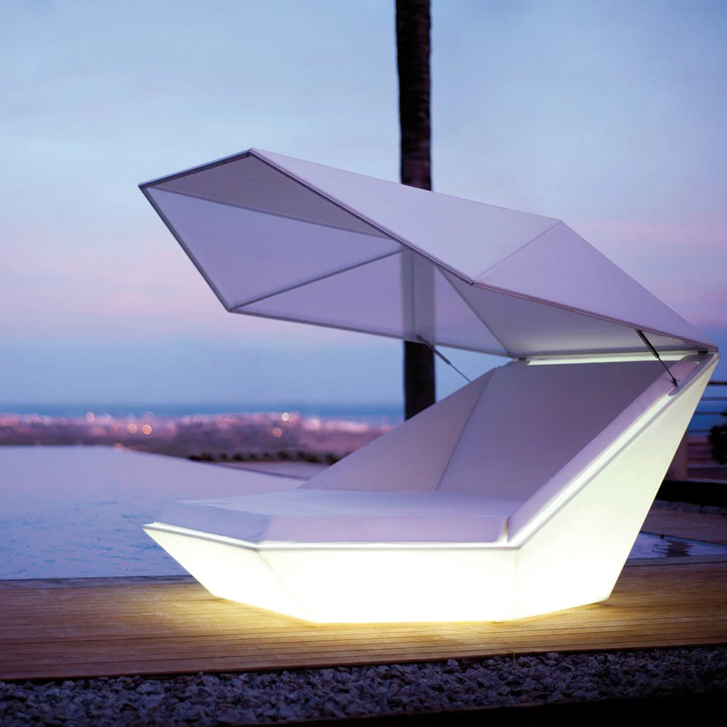 Faz Daybed with Canopy, LED  - Modern Patio Furniture - Image 3