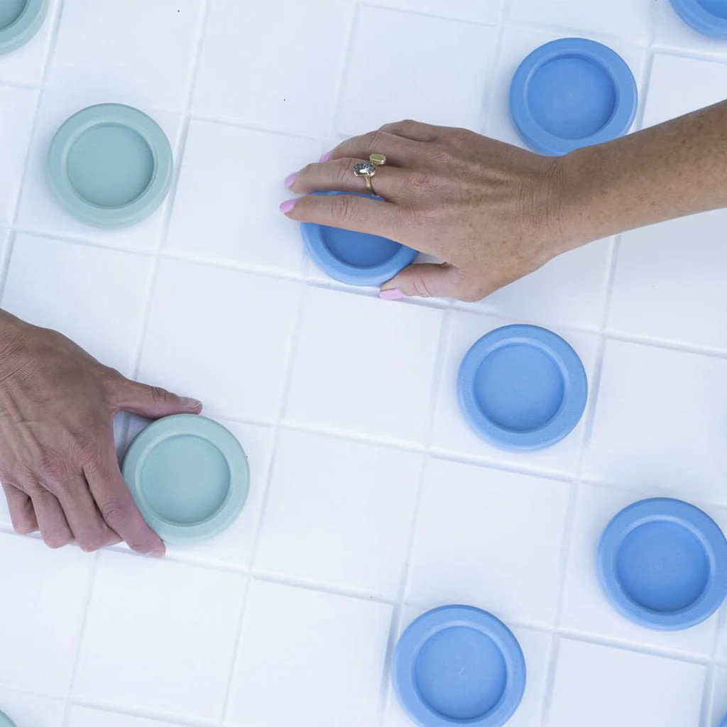 Ledge Lounger Checkers & Tic Tac Toe - Outdoor Game - Image 2