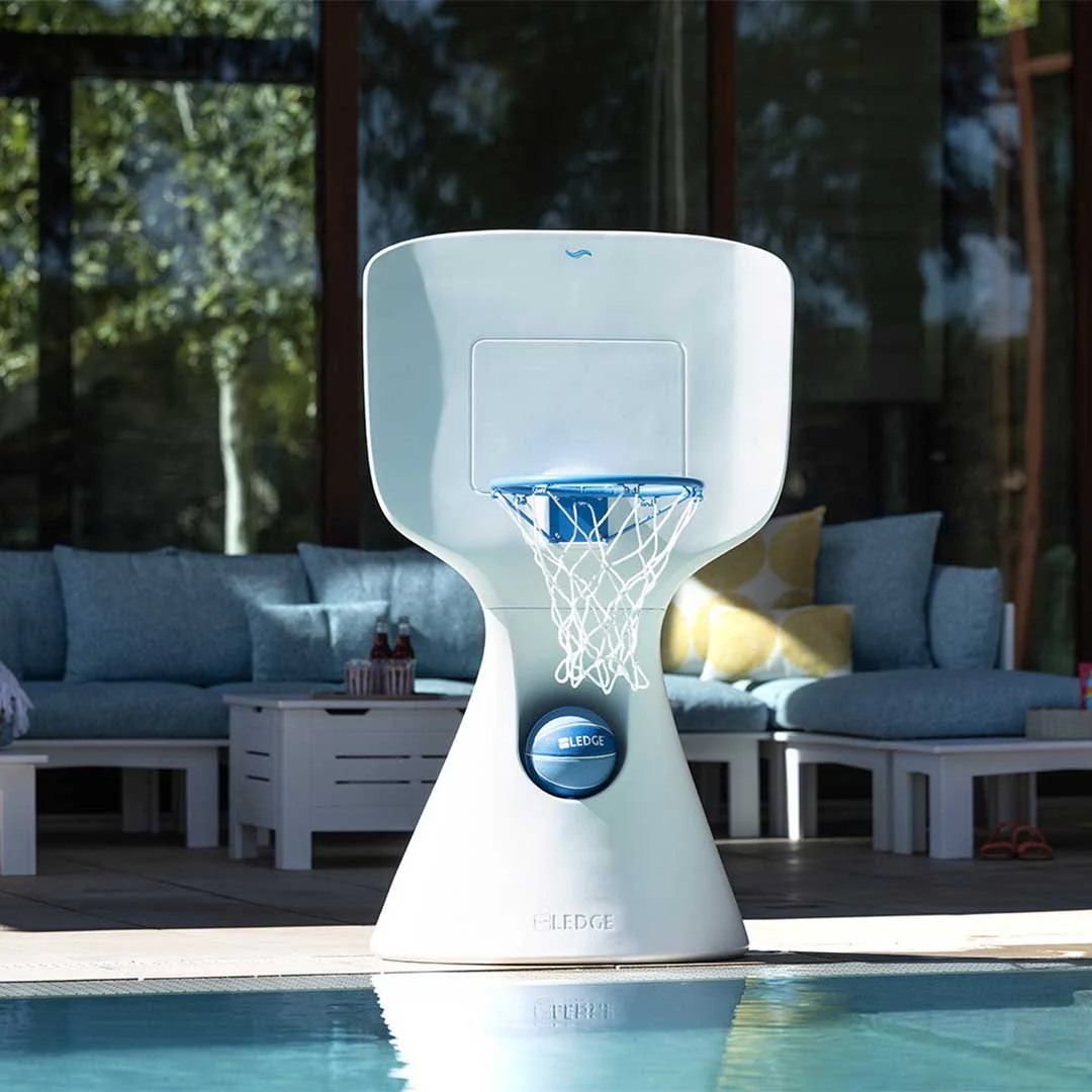 Ledge Lounger Hoopstr - Outdoor Game