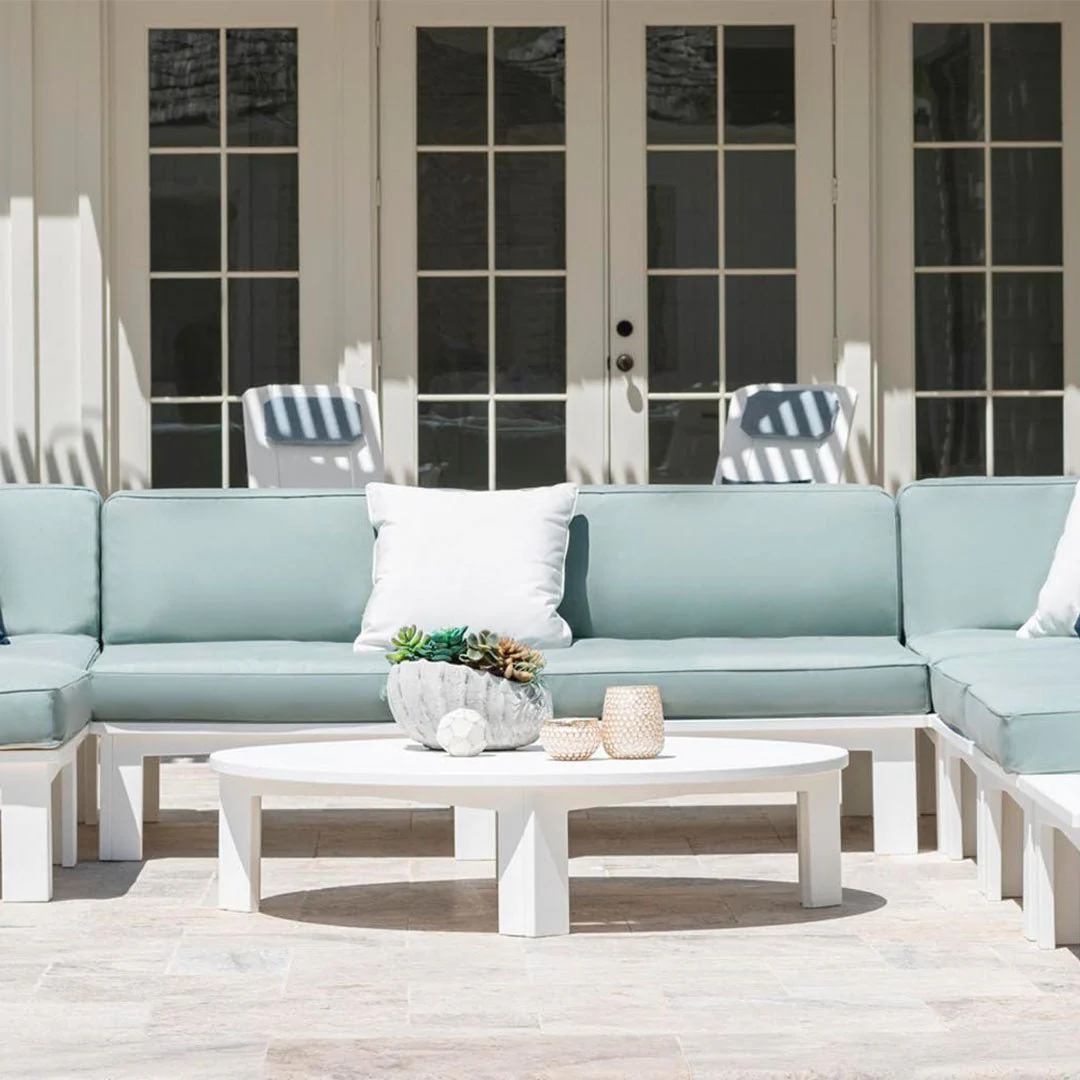 Ledge Lounger Mainstay Round Coffee Table - Patio Table - Image 2
