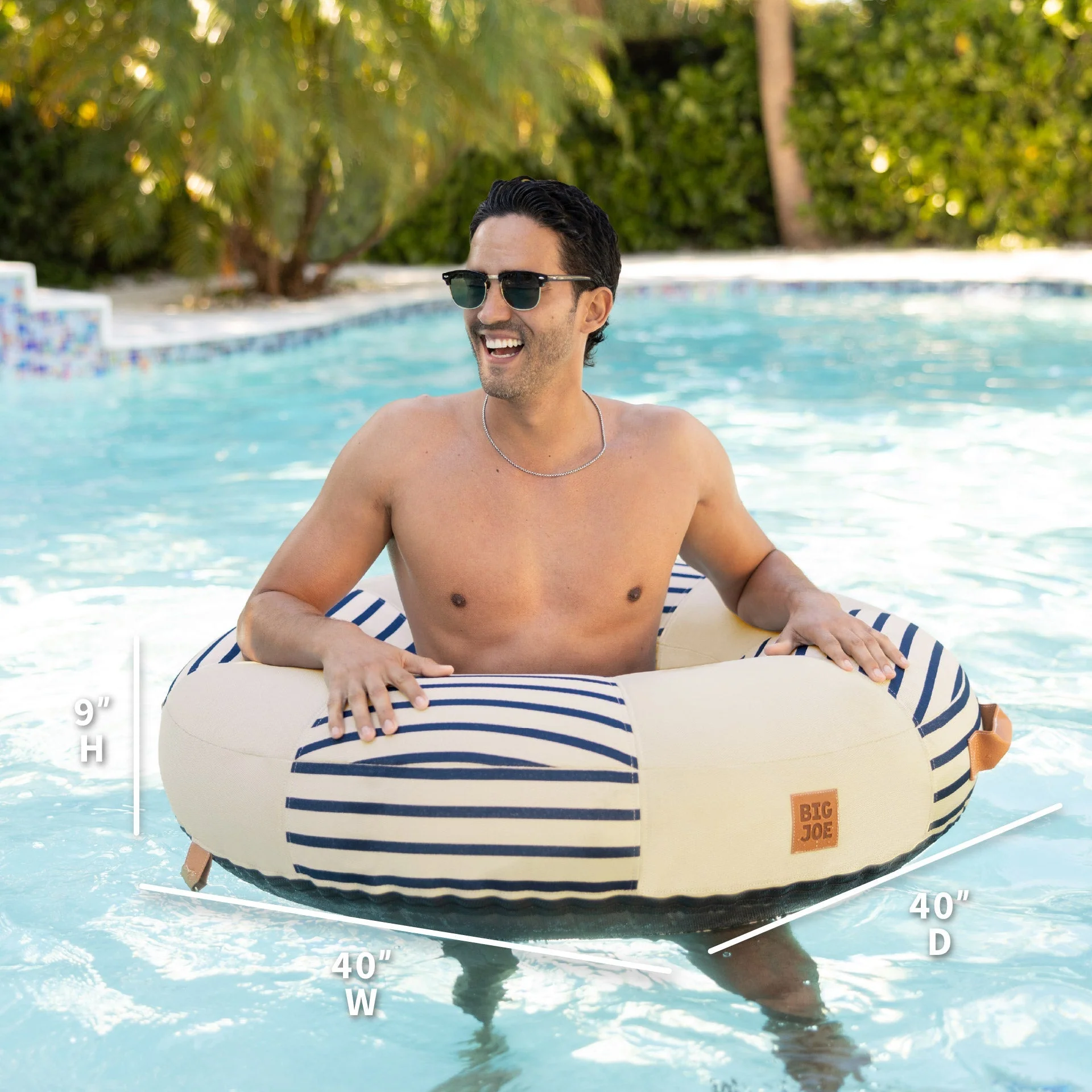 Lux Inflatable Ring - Image 2