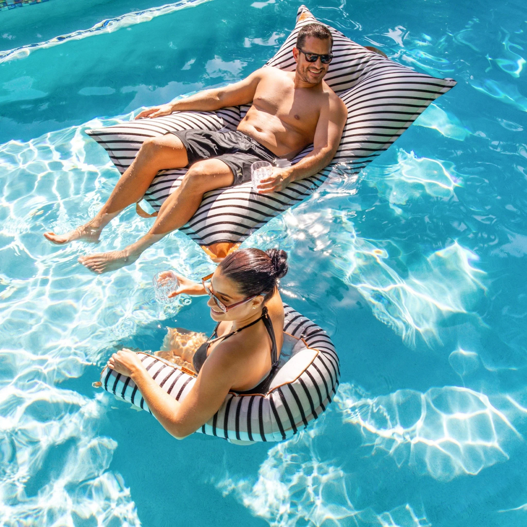 Lux Lagoon Lounger - Pool Float - Image 14