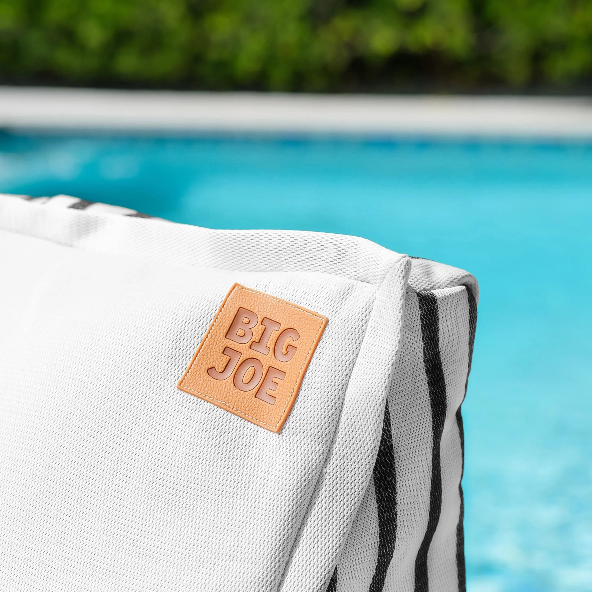 Lux Sealander® - Pool Float - Image 14