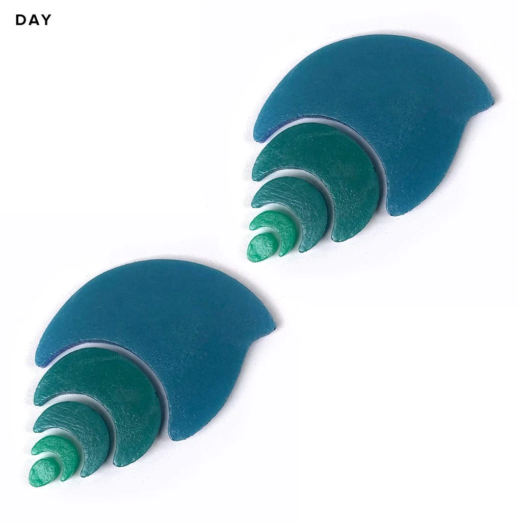 Nutmeg Shell x 2 - Glow in the Dark Pool Mosaics - Image 3