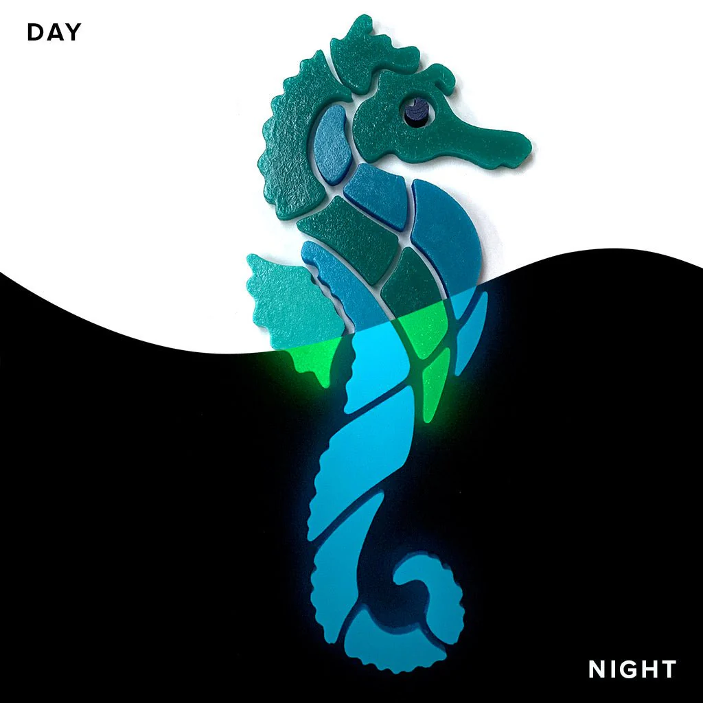 Seahorsey - Right - Glow in the Dark Pool Mosaics