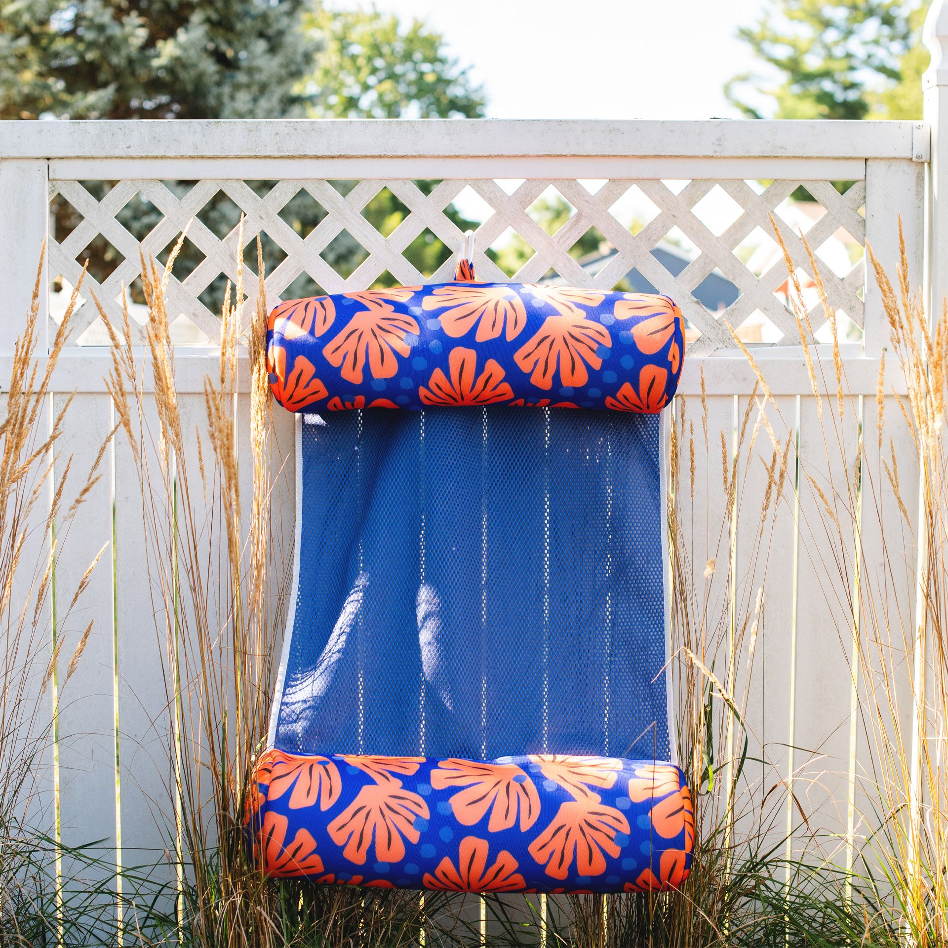 Shaka Hammock Sling - Pool Float - Image 10