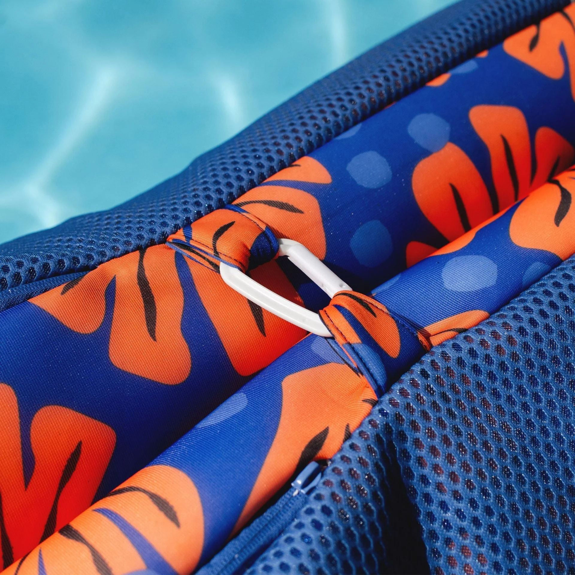 Shaka Hammock Sling - Pool Float - Image 9