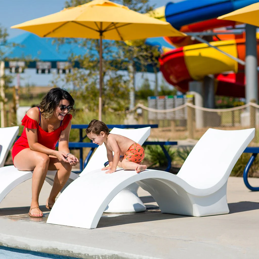 Ledge Lounger Signature Chaise Deep - Luxury Pool & Patio Furniture - Image 5
