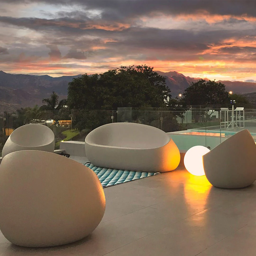 Stone Lounge Chair - Modern Patio Furniture - Image 3