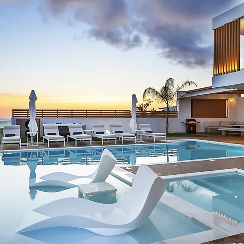 Surf Sun Lounger - Luxury Pool Lounge Chair - Image 5