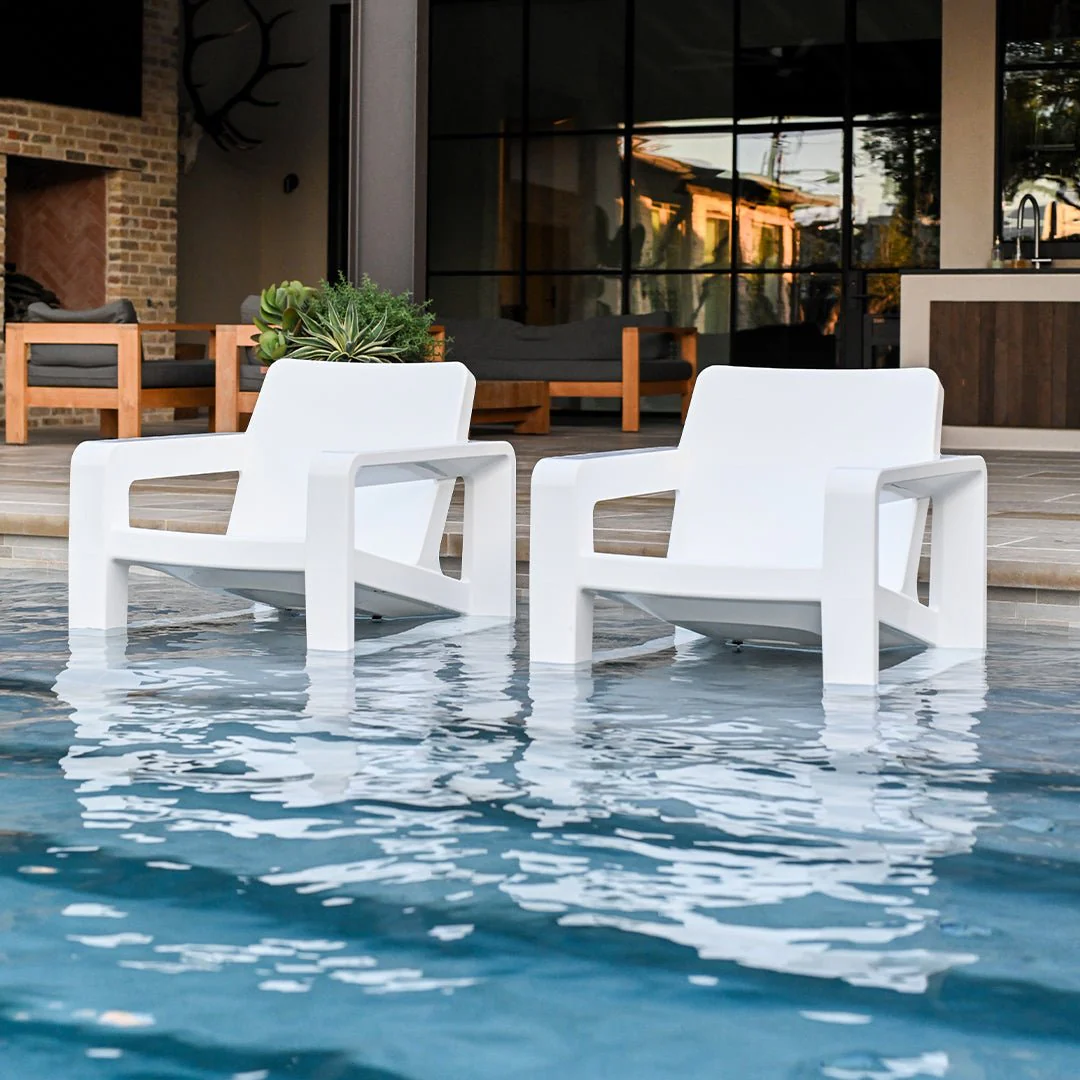 Tupelo Goods Deck Chair - Pool & Patio Lounge Chair