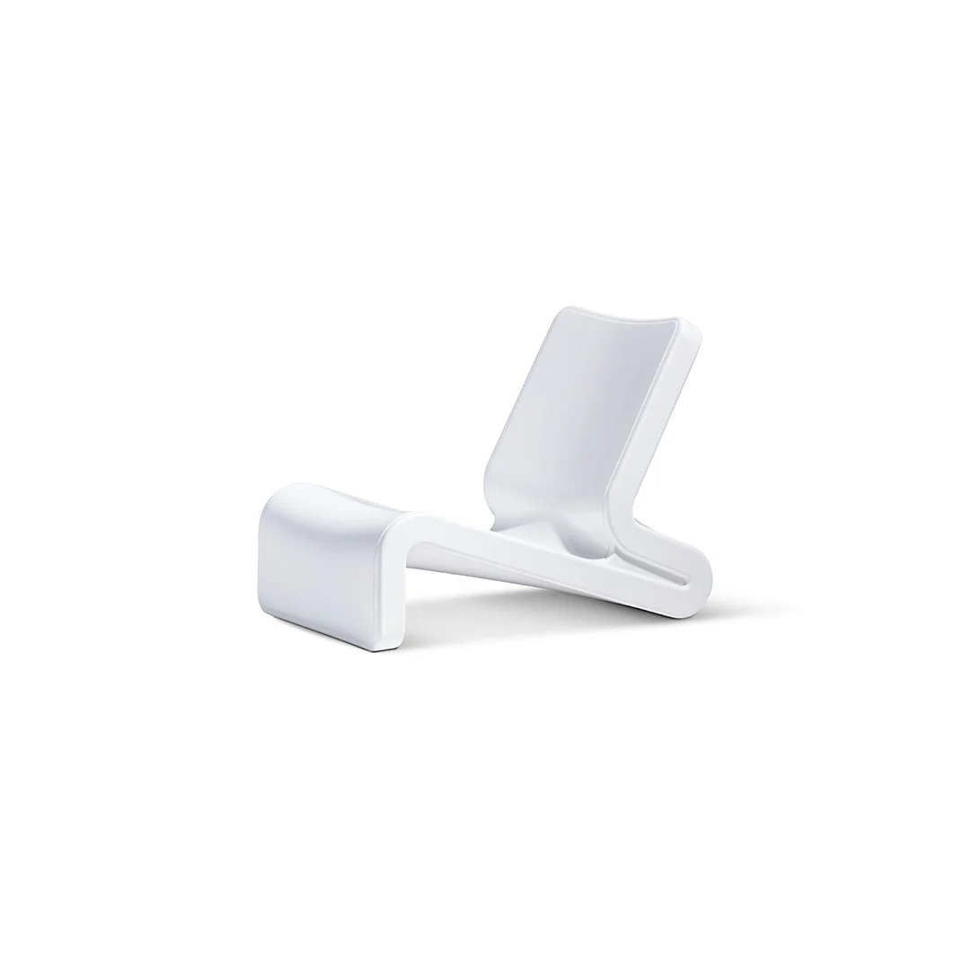 Tupelo Goods Line Chair - Pool & Patio Lounge Chair - Image 2