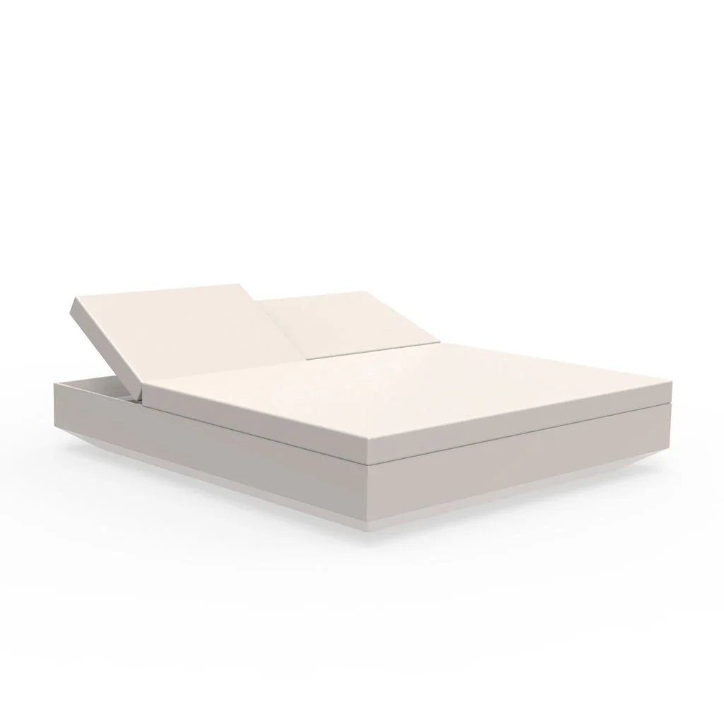 Vela Square Daybed - Modern Outdoor Furniture - Image 23